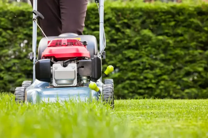 How to mow a lawn Orem, UT